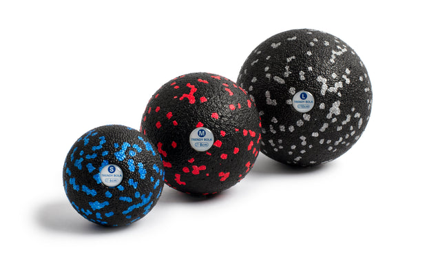 Massageball schwarz aus Kunststoff mit Logo bedruckt 